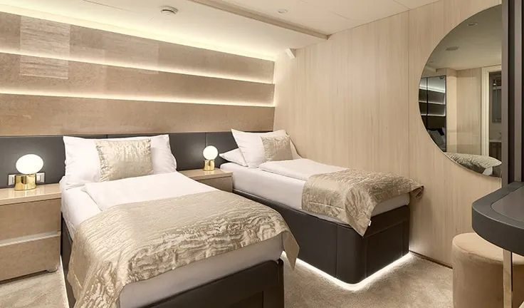CRISTAL Twin cabin