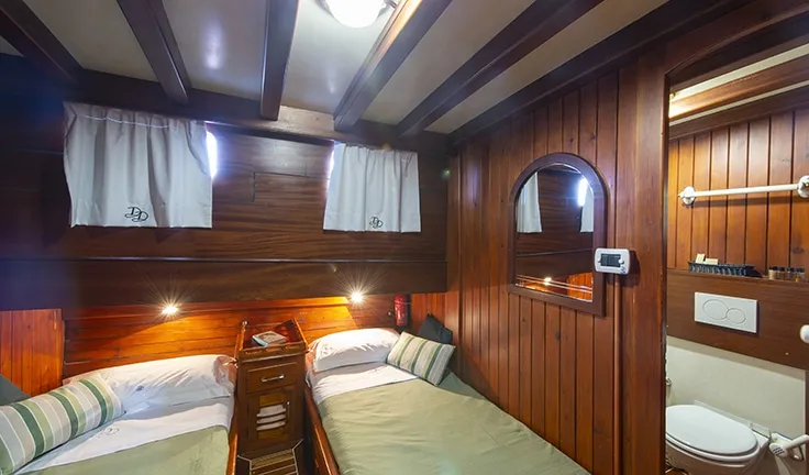 DERIYA DENIZ Twin cabin