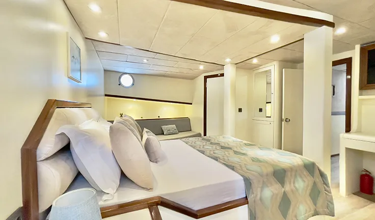 DERYA DENIZ Master cabin