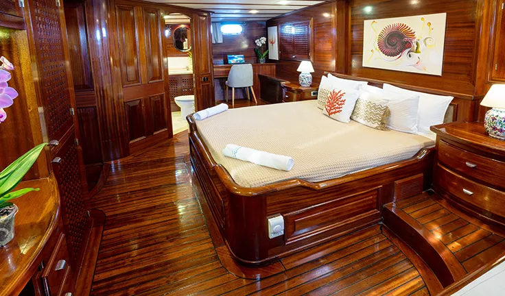 ELIANORA Master cabin