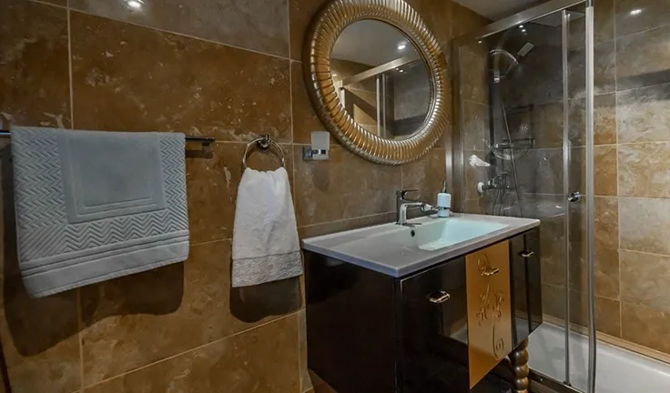 ESMA SULTAN Bathroom