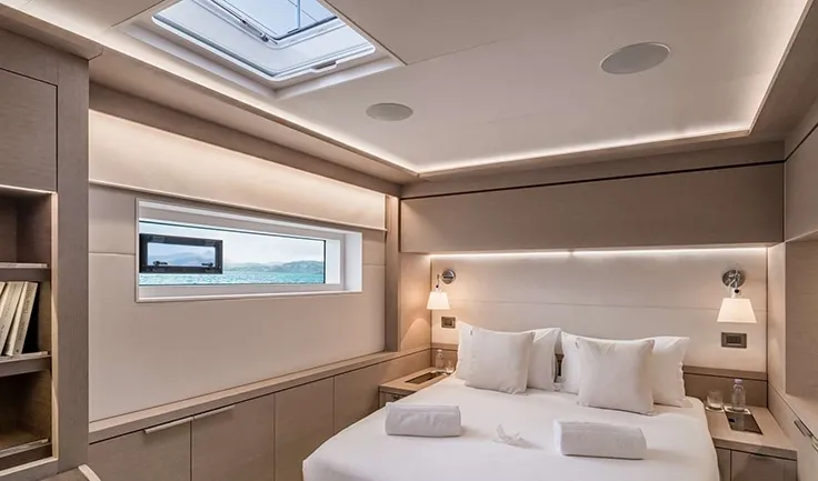 FRENCH WEST Double cabin