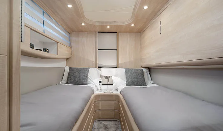GEMINI 3 Twin cabin