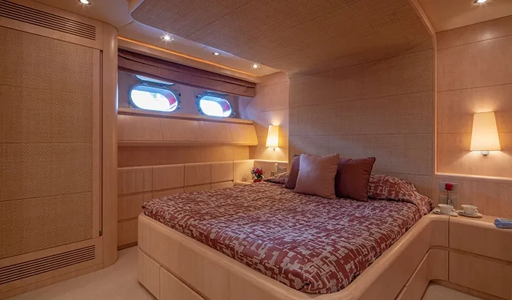 GLAROS Double cabin