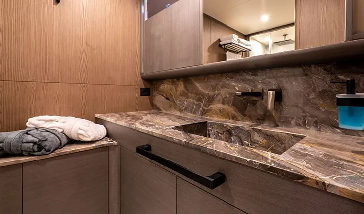 GOOD LIFE Bathroom