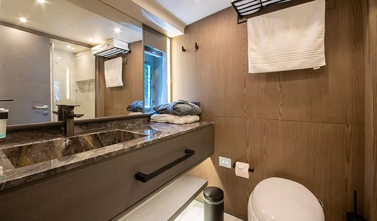 GOOD LIFE Bathroom