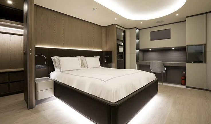 GOOD LIFE Master cabin
