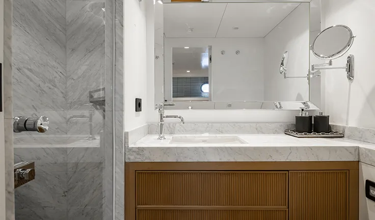 ILLUSION II Bathroom