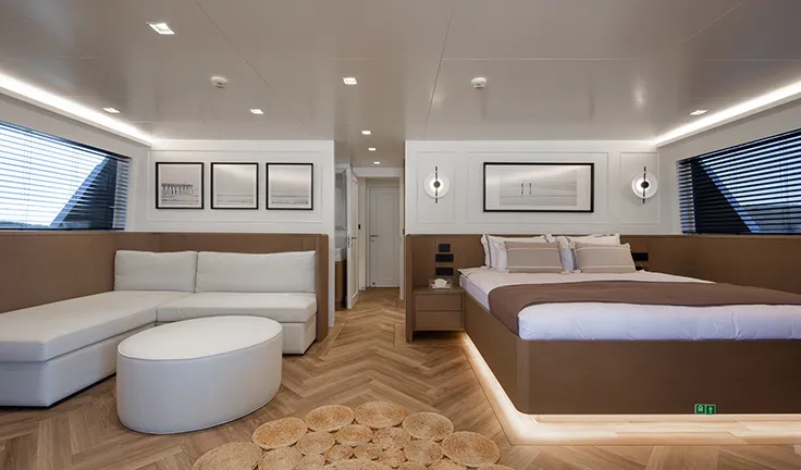 ILLUSION II Master cabin