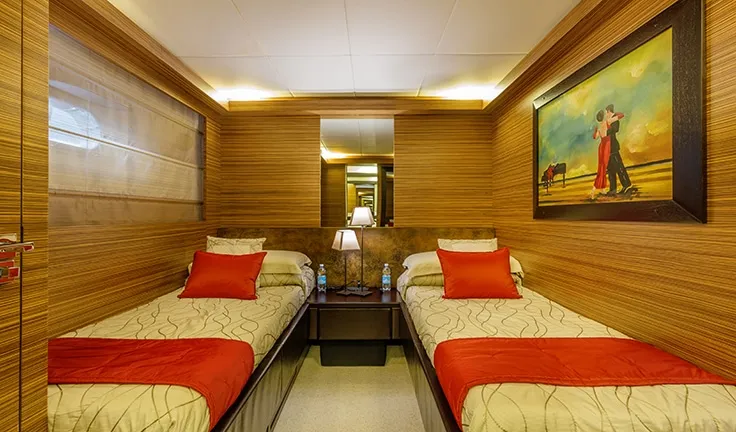 JAJARO Twin cabin