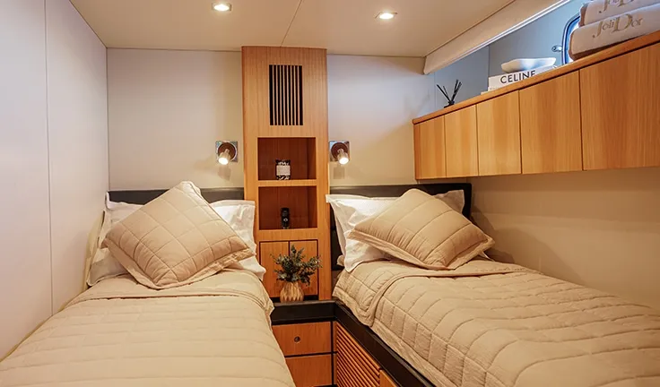 JOLIDOR Twin cabin
