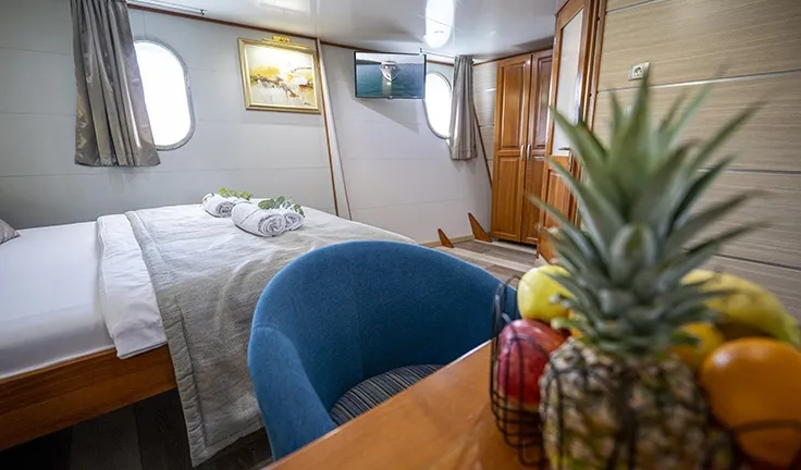 KARIZMA Double cabin