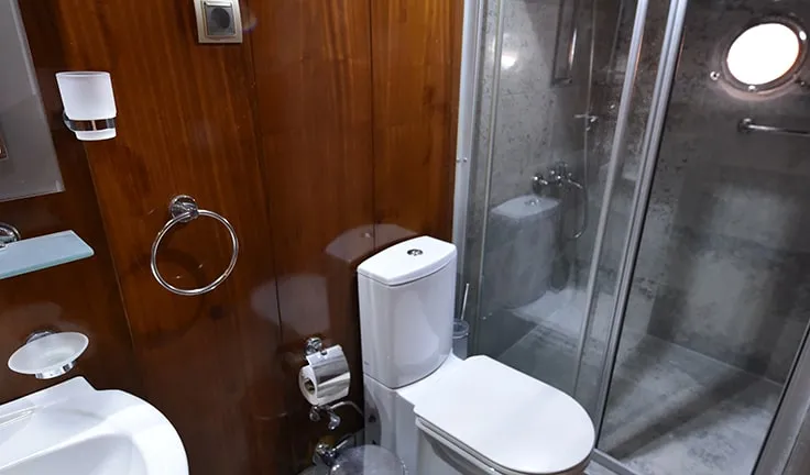 KAYHAN 11 Bathroom