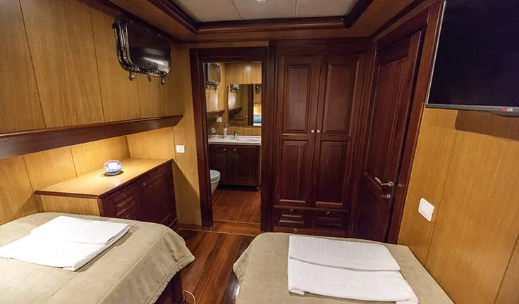 KAYHAN 3 Twin cabin