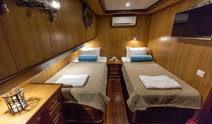 KAYHAN 3 Twin cabin