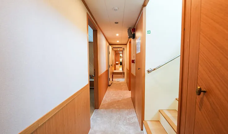 KING OF THE SEA Hallway