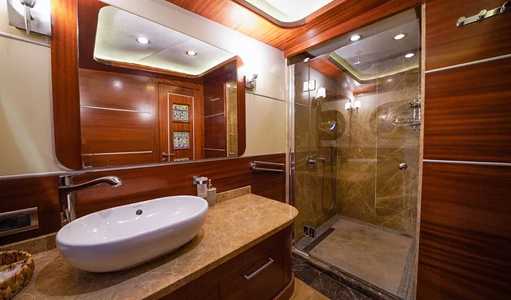 LA BELLA VITA Bathroom