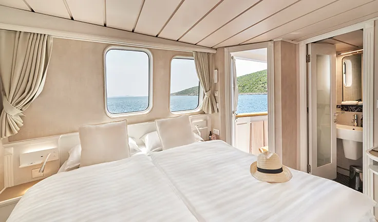 LA PERLA Double cabin