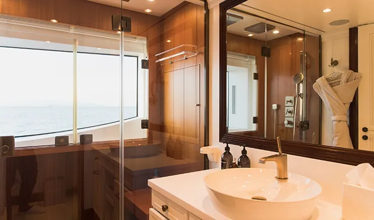 LADY TRUDY Master cabin bathroom
