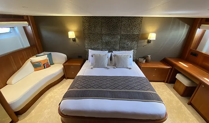 LAS NINAS Double cabin
