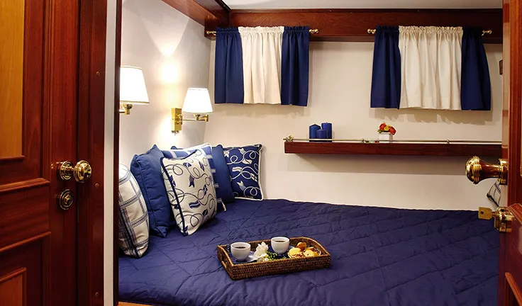 LIANA H Double cabin