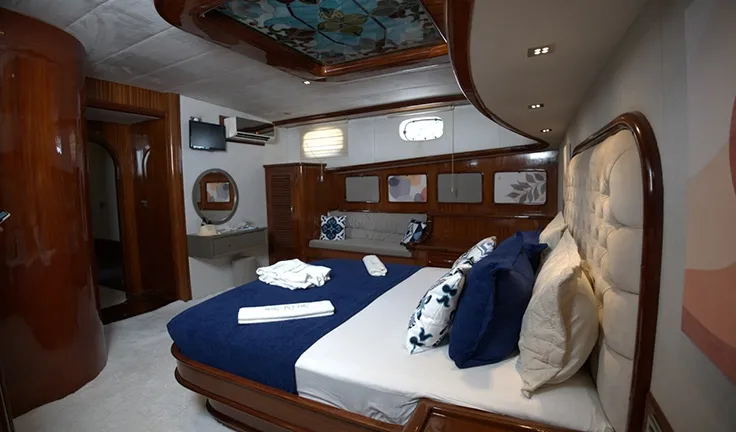 LUCE DEL MARE Master cabin