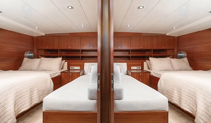 LUCKY YOU Twin cabin