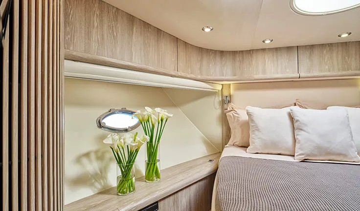 M FIVE Double cabin