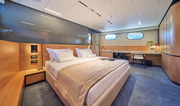 MARALLURE Double cabin
