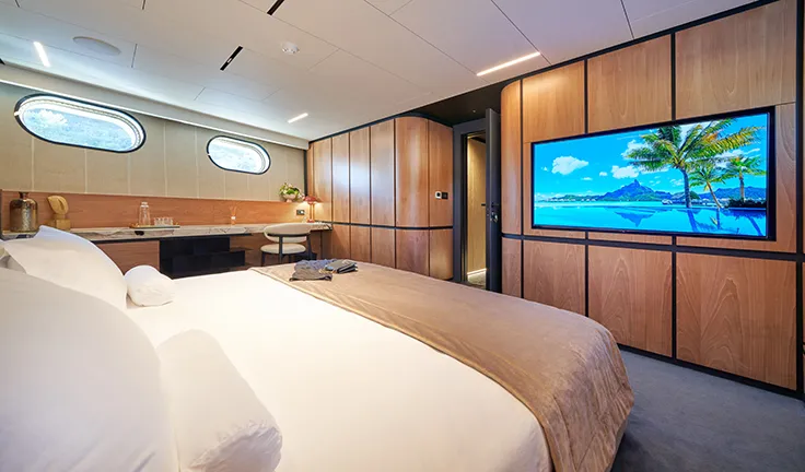 MARALLURE Double cabin