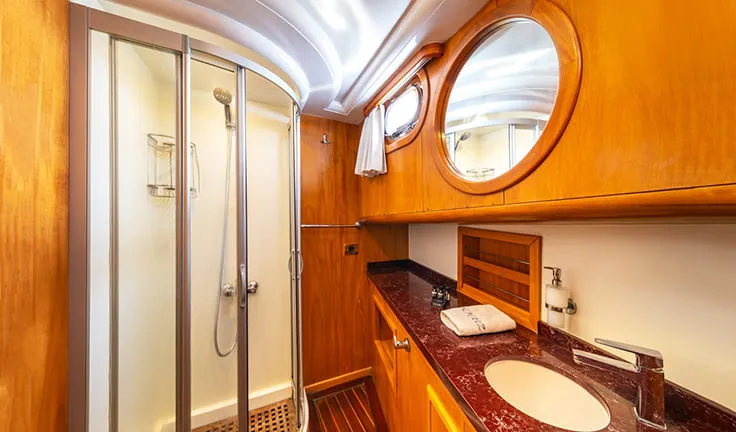MEIN SCHATZ Bathroom