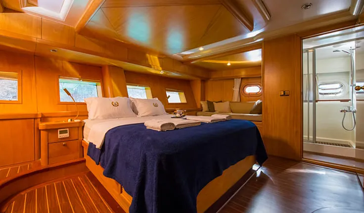 MEIN SCHATZ Master cabin
