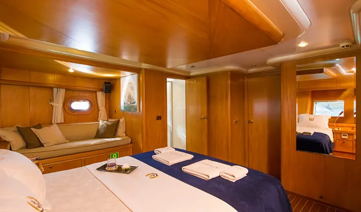 MEIN SCHATZ Master cabin