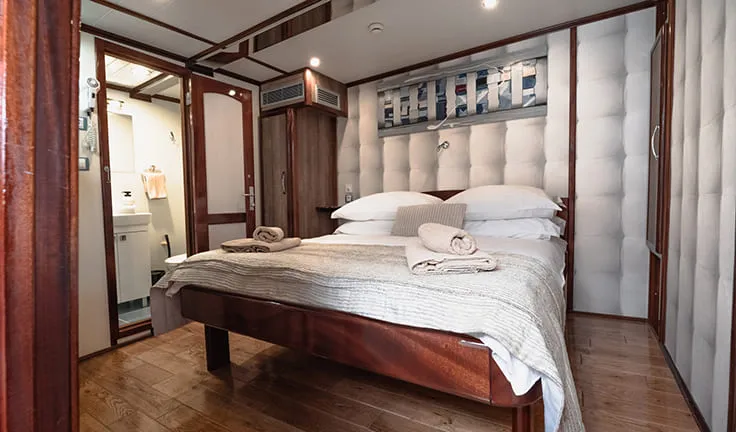 MENDULA Double cabin