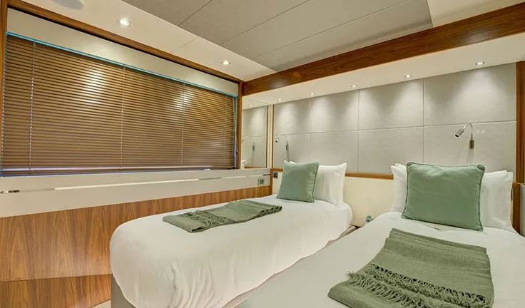 MIKEL ANGELO Twin cabin
