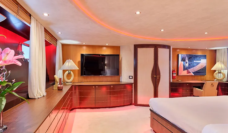 MOBIUS Master cabin