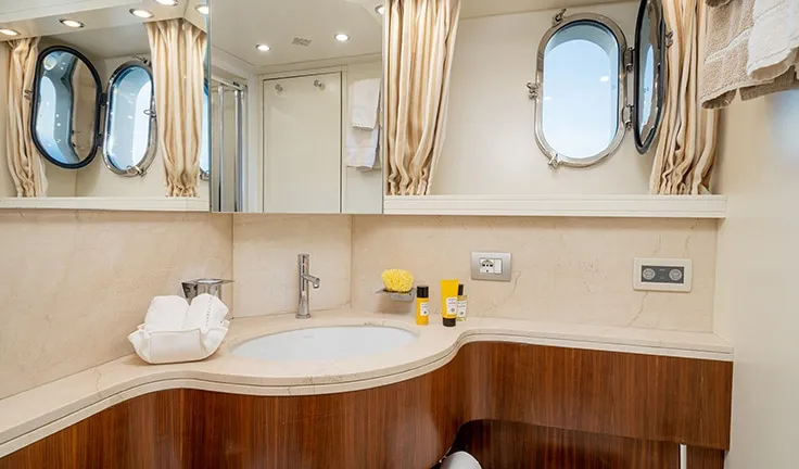 MY LIFE Bathroom
