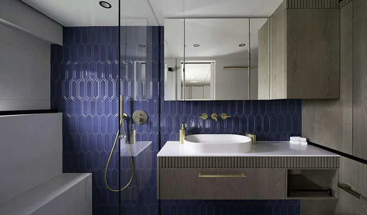 NAUTI NICKEL Bathroom
