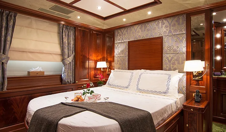 OPTION B Double cabin