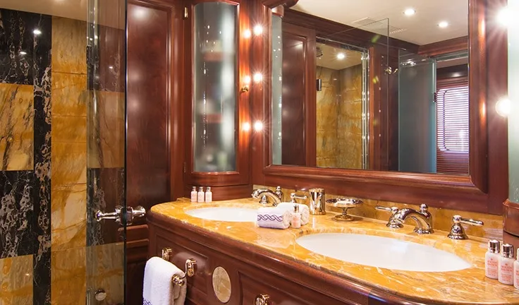 OPTION B VIP bathroom