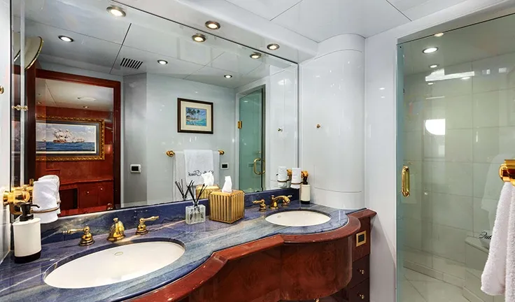 OUTTA TOUCH Bathroom