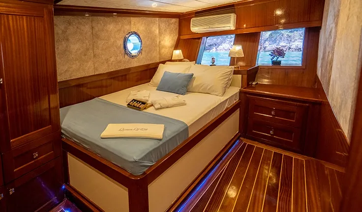 QUEEN OF RTT Double cabin
