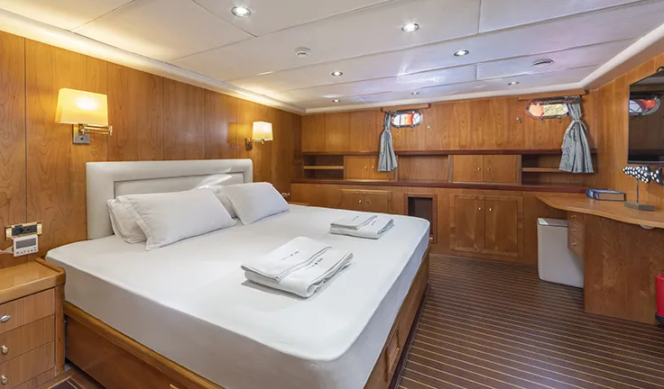 QUEEN OF SEA Double cabin