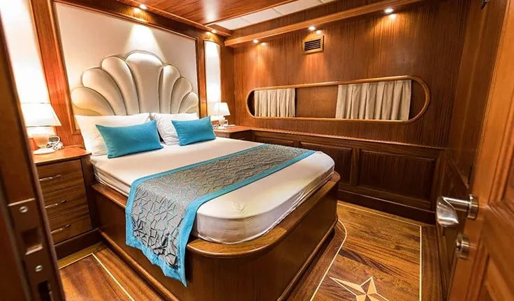 QUESTA VITA Double cabin