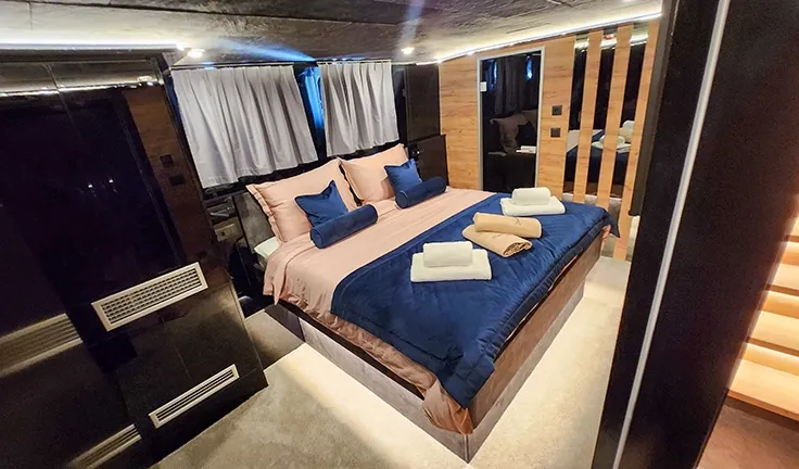 SANTA CLARA Double cabin