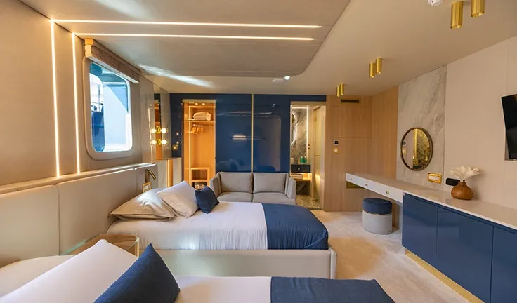 SCORPIOS Twin cabin