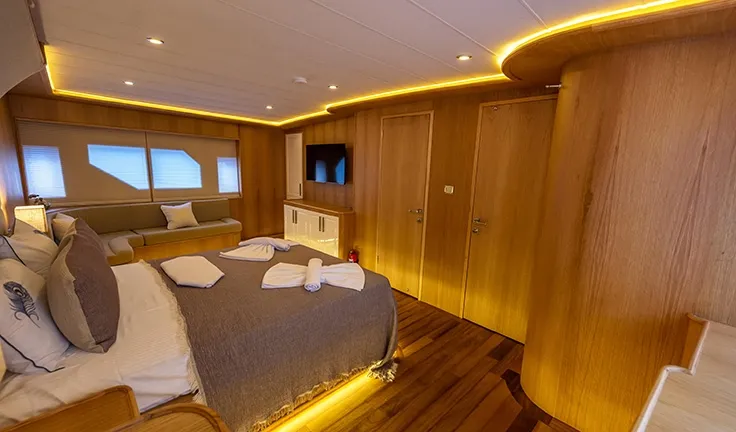 SIMAY M Master cabin