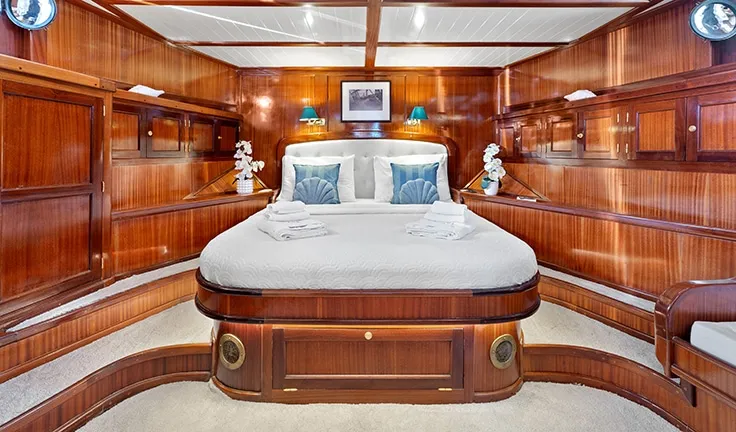 SMART SPIRIT Master cabin