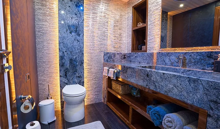 SON OF WIND Bathroom