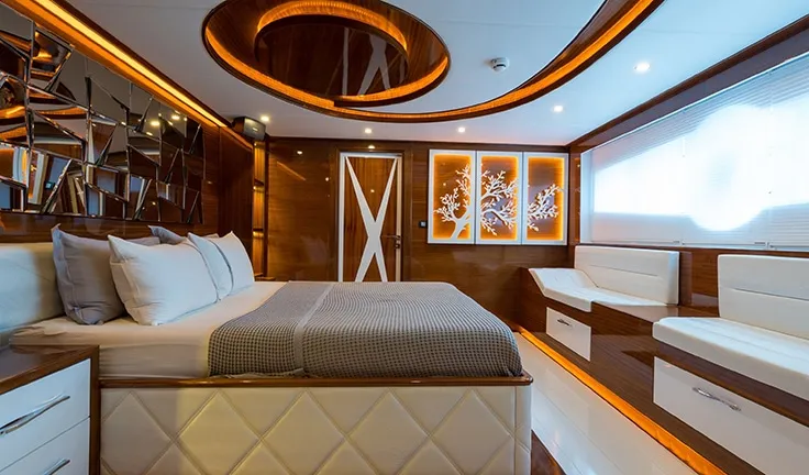 SON OF WIND Double cabin